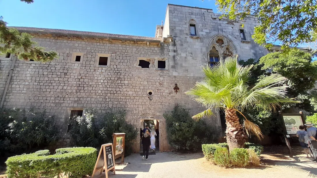 Ruinas del Monasterio Benedictino y Claustro, Dubrovnik